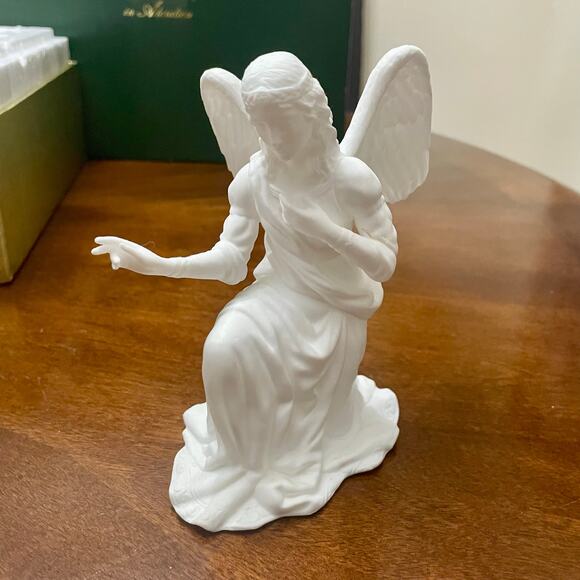 VTG Lenox Collection Nativity Angels of Adoration White Bisque China Figurines - Picture 13 of 15